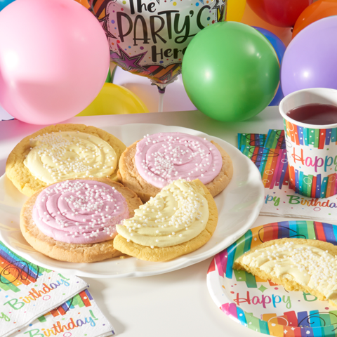 KING KRUMB_Party Pink & Lemon Sunshine Box_LIFESTYLE 1